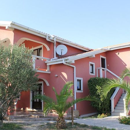 Apartments Puskaric วีร์ ภายนอก รูปภาพ